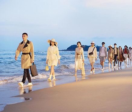 「自在 See The Sea」HAZZYS 2022春夏时装秀